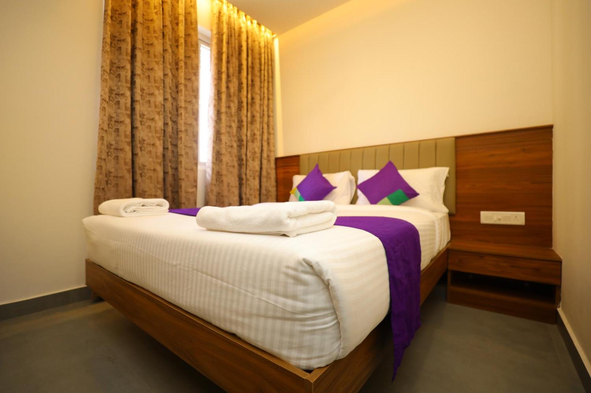 Silverkey Hotel Yelahanka Bangalore Dış mekan fotoğraf