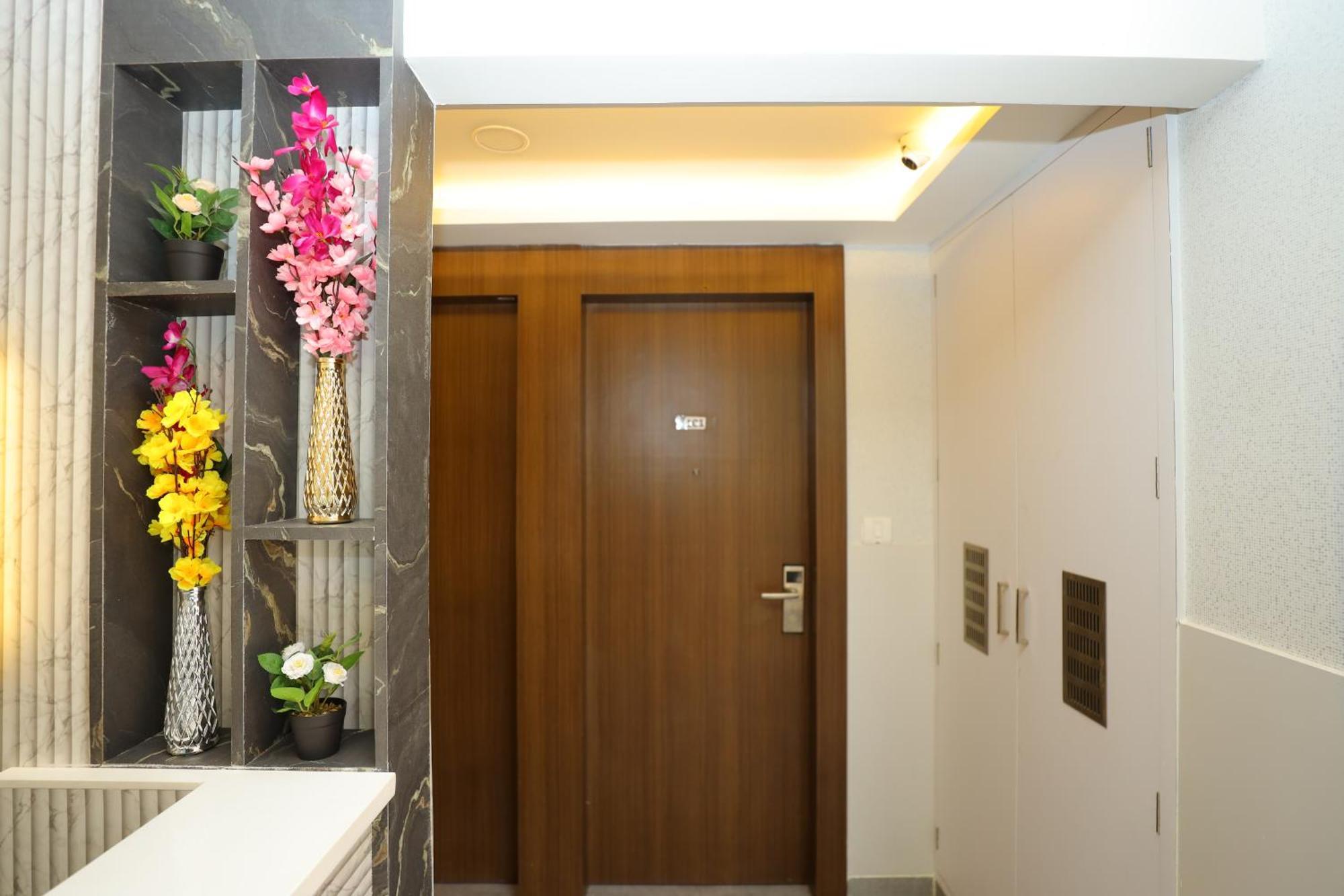 Silverkey Hotel Yelahanka Bangalore Dış mekan fotoğraf